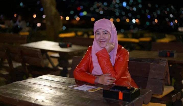 Penulis Asma Nadia; konsultan cerita sinetron Ikatan Cinta.