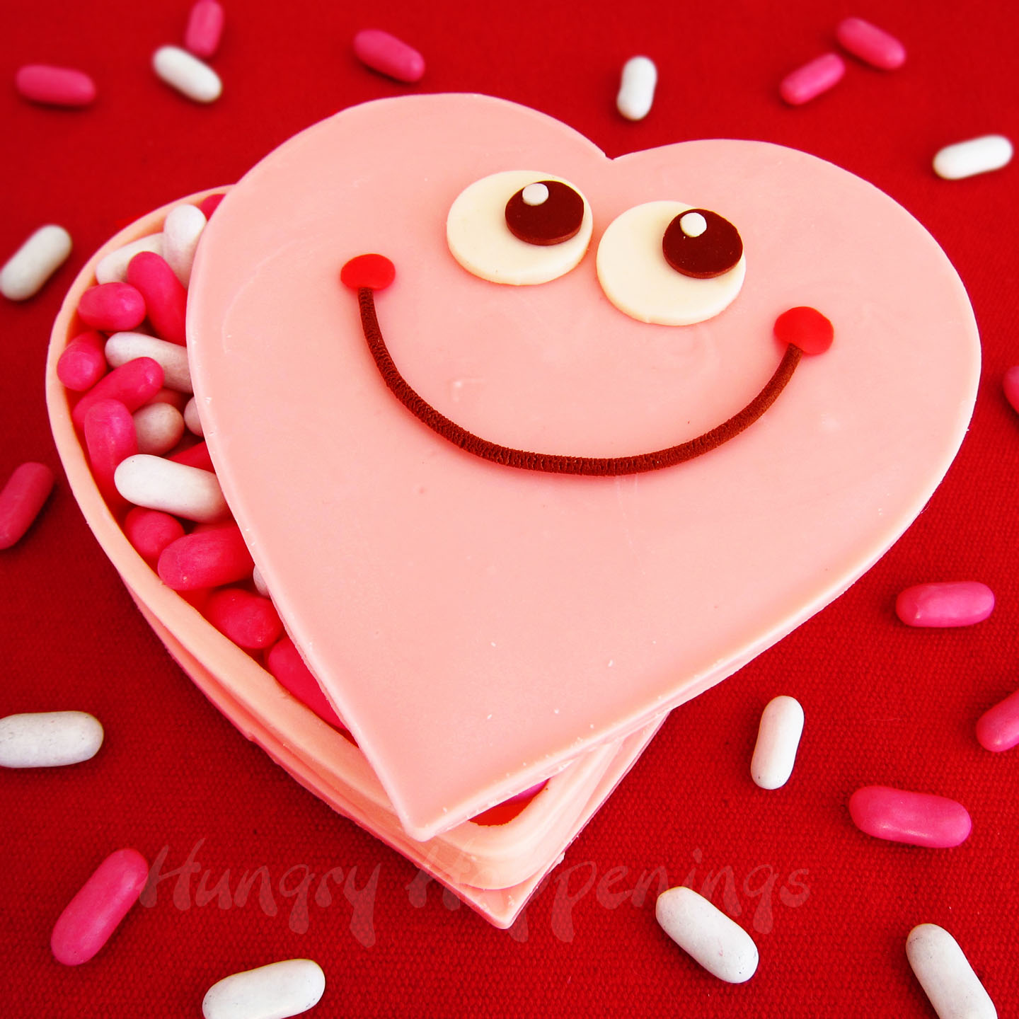 White+chocolate+heart+box,+Valentine's+Day+candy,+gifts,+edible+crafts ...