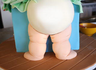 cute baby butt cake tutorial