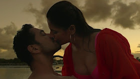 Zareen Khan Kiss HD Image In Aksar 2 Movie