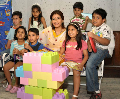 raveena tandon at children