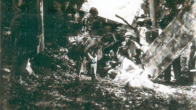 http://criterion-images.s3.amazonaws.com/current/current_131_121.jpg