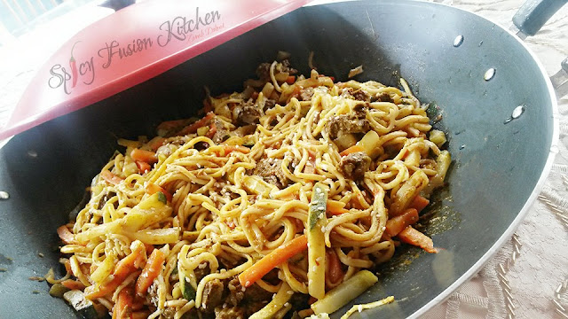 stirfry, chicken stirfry, steak stirfry, noodles, spicy food, spicy, chicken, steak, food blog, Asian fusion