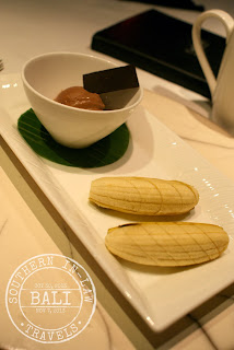 Gluten Free in Bali - Cascades Restaurant Chocolate Ice Cream with Fresh Banana