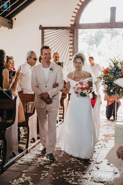 boda en playa, beach wedding, Oaxaca, México, Bodas Huatulco, Wedding Planner