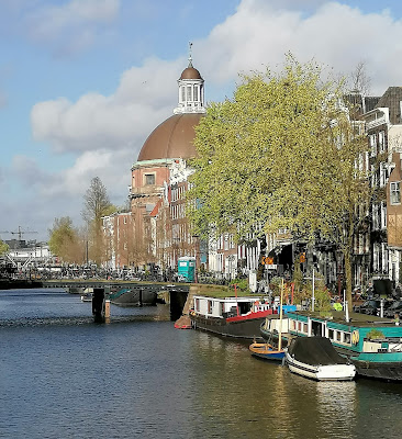 20240404_Amsterdam-canal.jpg