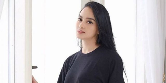 Profil Biodata dan Foto Ririn Ekawati