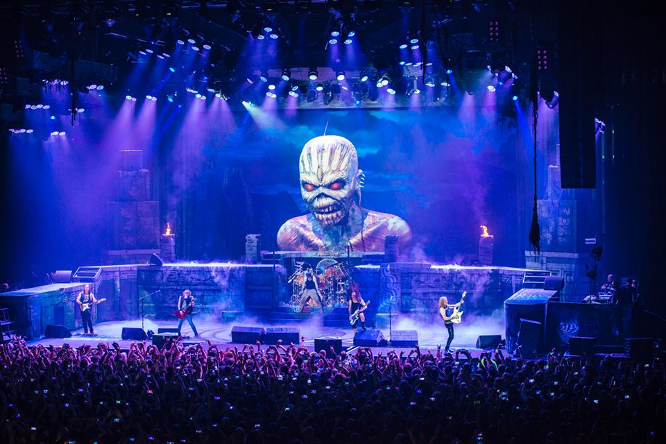 Iron Maiden - Wasted Years (Book Of Souls tour)