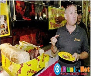 Hot dog terbesar didunia