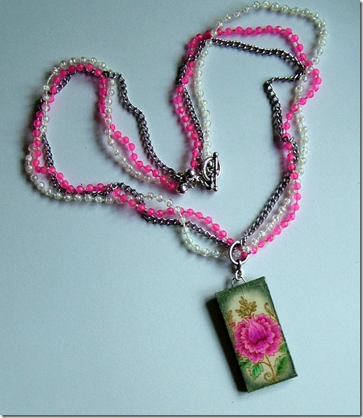 AW Lace Frag necklace 2