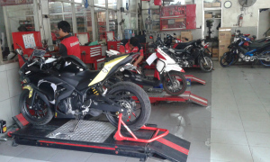 Bengkel R Shop Yamaha Mustika Jatinegara - sugiyamaha