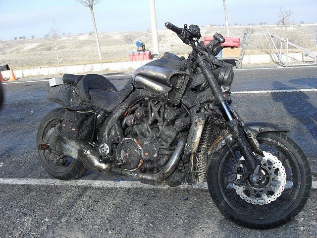 Ghost Rider 2 Photos du tournage avec Nicolas Cage et sa moto 