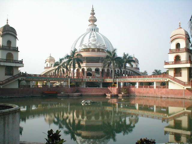 Srila Prabhupada's Puspa Samadhi at Mayapur