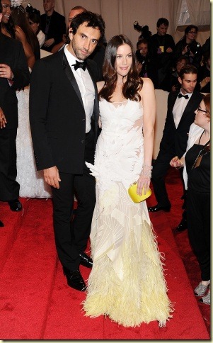 img-mettisci_101918383615.jpg_carousel_parties