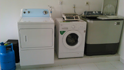 contoh usaha kecil : Laundry kiloan