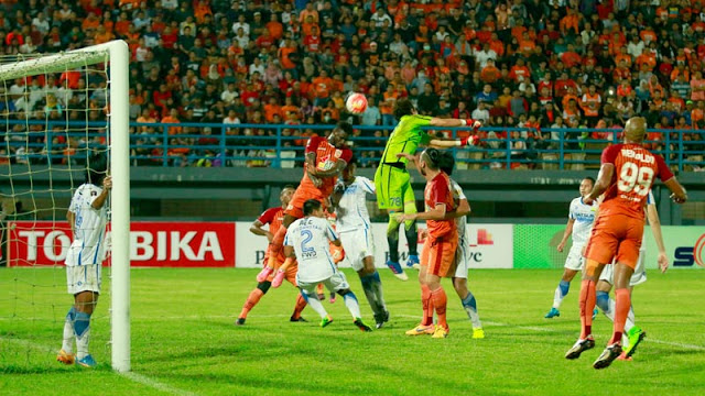 Borneo FC vs Persib Bandung