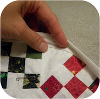 ProsperitySutff Round Christmas Mini-Quilt Binding