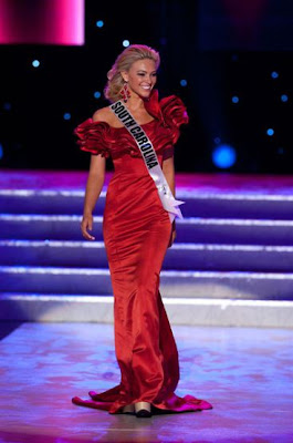 The Presentation Show of Evening Gowns for the Miss USA 2011