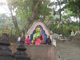 la scalinata del tempio di Swayambhunath