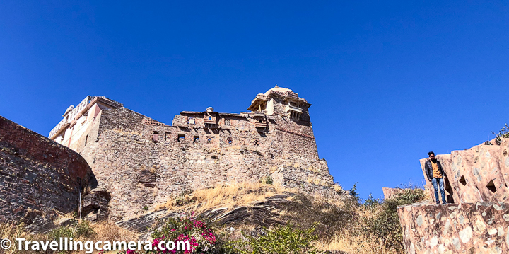 You are allowed to go up till top of the Zanana Mahal and it offers great panoramic views of the fort. While doing so, you can also see a few of the temples at distance. This was the time, when I was missing my binoculars. We recommend carrying a pair of binoculars when you visit Kumbalgarh Fort in Rajasthan.