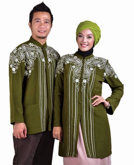 7 Model Baju Muslim Couple Terbaru Serasi Buat Pasangan 