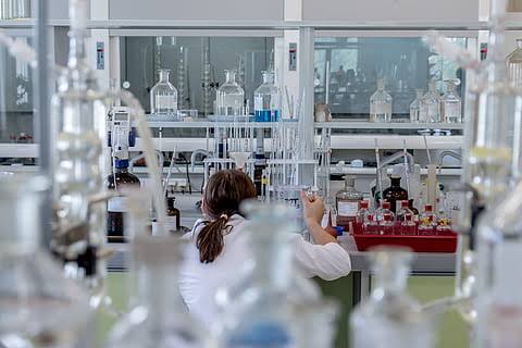 Chinese doctors introduced a new drug for the pandemic treatment 