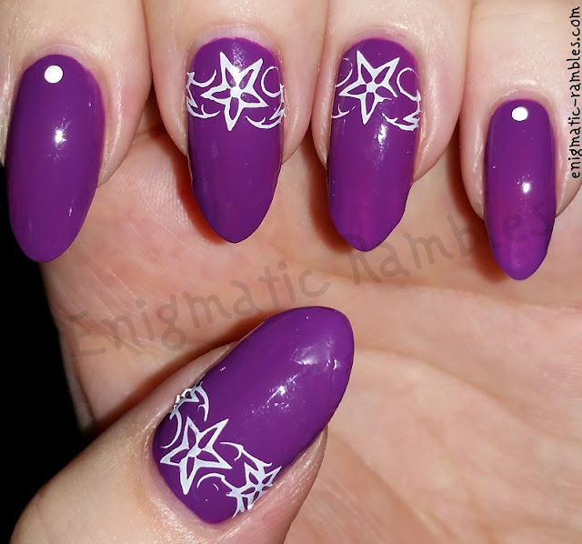 Purple-Star-Nails