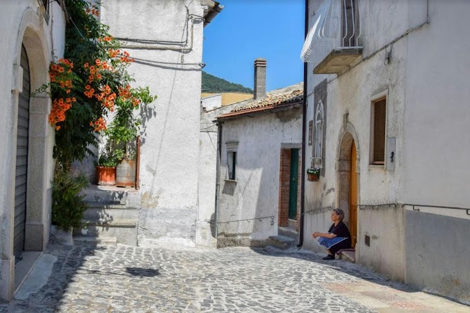 Turismo: 1,3 milioni di anziani custodi dei piccoli borghi