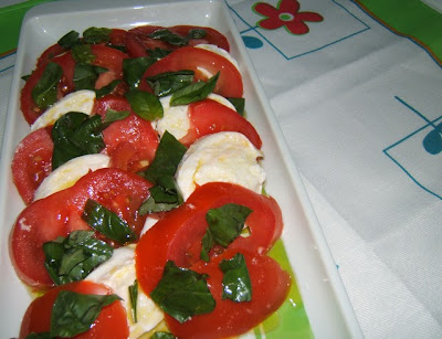 Ensalada caprese (insalata capresi)