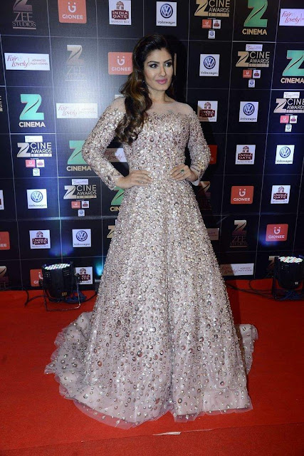 Raveena Tandon latest pics in designer wear