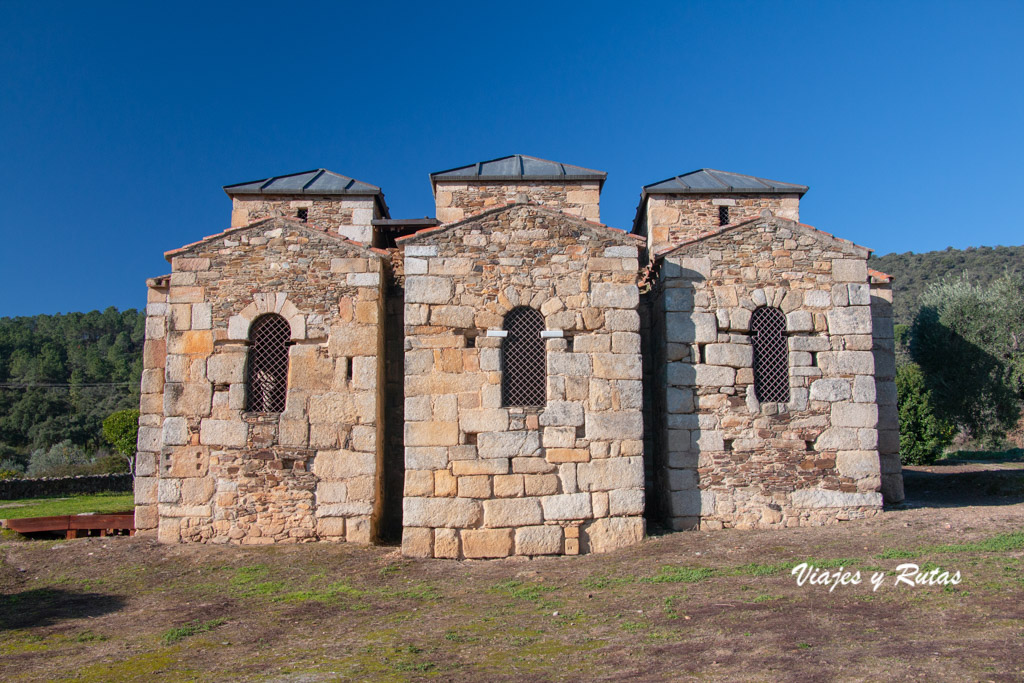 Absides de Santa Lucía del Trampal