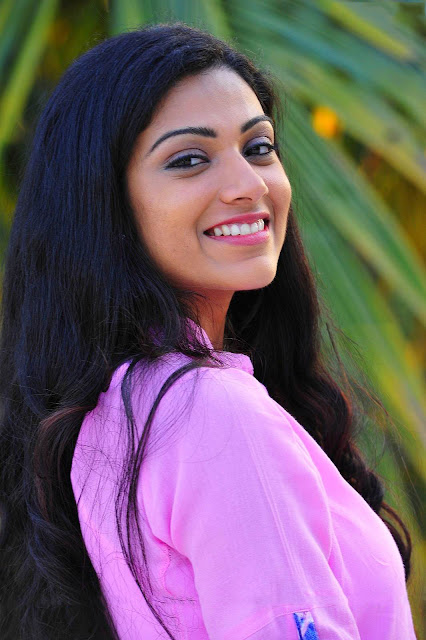 Telugu Beautiful Actress Avanthika Latest Cute Smiling Pics