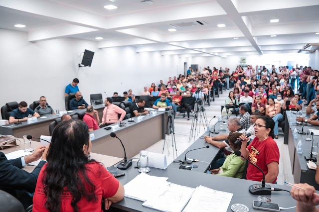 Greve dos professores é considerada ilegal pela justiça, mas categoria deve manter paralisações em Santa Cruz do Capibaribe