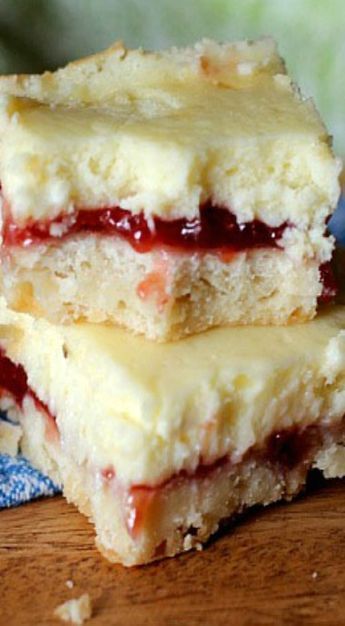 strawberry lemon cheesecake bars