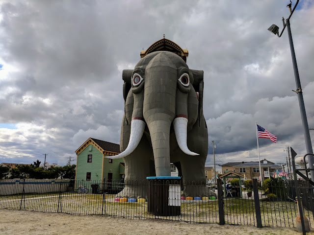 Слониха Люсі - найдивніша будівля Нью-Джерсі (Lucy the Elephant. Margate City, New Jersey)