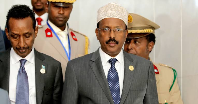 There are noticeable splits in the ranks of Farmajo loyalists