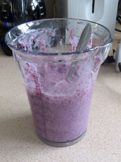 banana blueberry smoothie