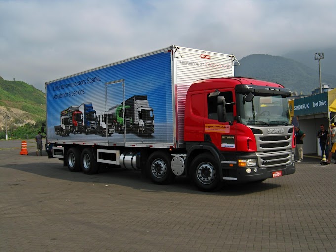 Teste no Scania P310 8x2 Euro 5.