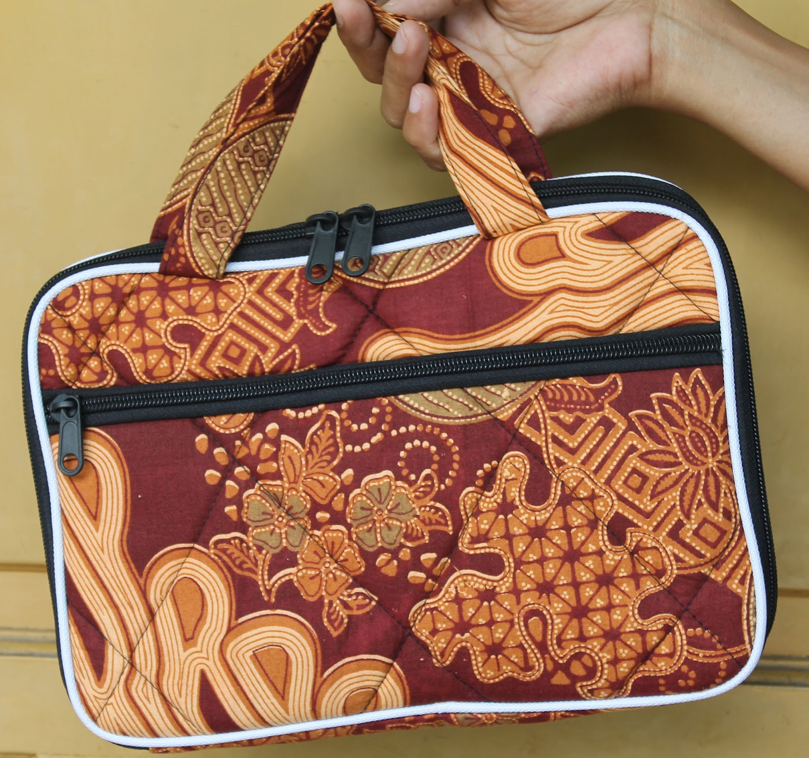 tatsbita collection tas batik 