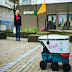 Rosie de robot bezorgt op campus Woudestein