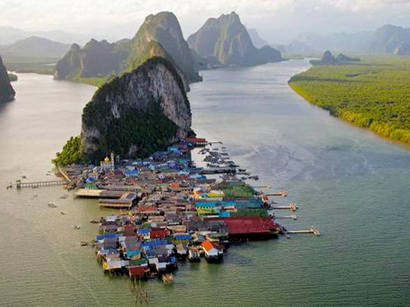 Amazing 10 Water Towns Villages