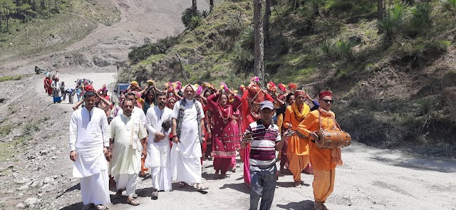 कोटरोपी घटनास्थल में कलश यात्रा के साथ शिव महापुराण कथा शुरू