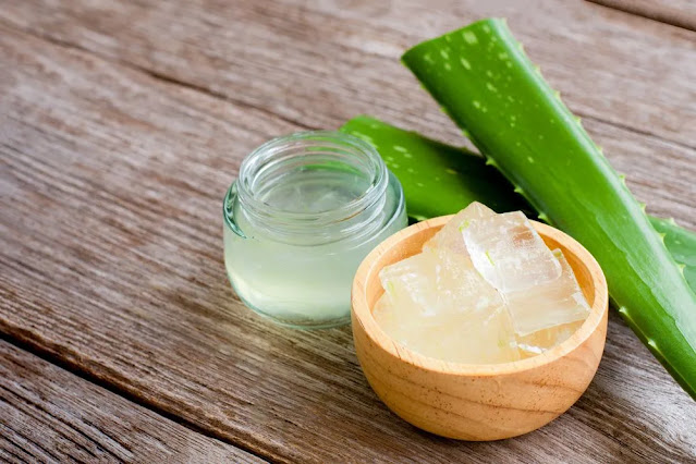 Natural Ways to Reduce Stretch Marks at Home