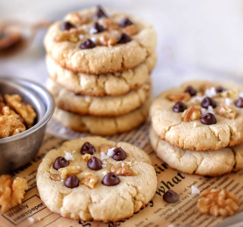 Nutty Chunky Cookies