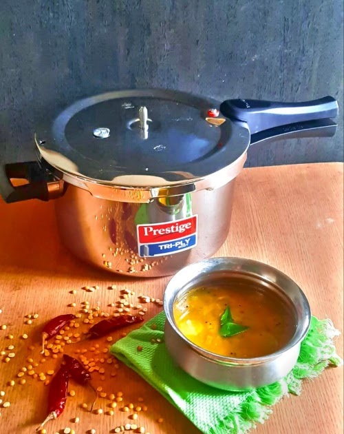 One Pot Idli Sambar | Pressure Cooker Idli Sambar Recipe