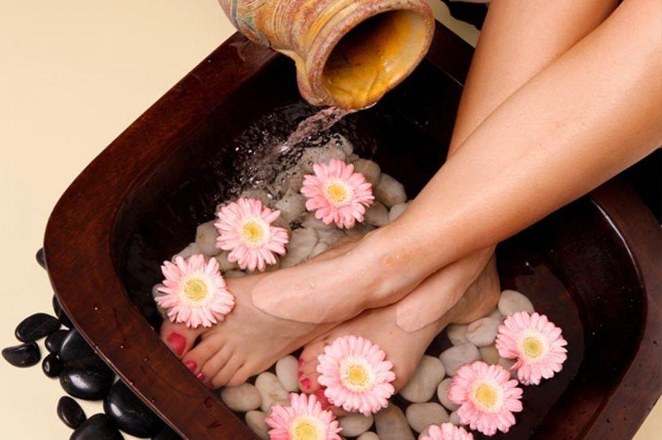 Dạy nghề spa ở tphcm - liệu pháp massage bàn chân chất lượng