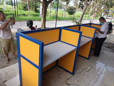 e katalog meja partisi kantor 3 orang