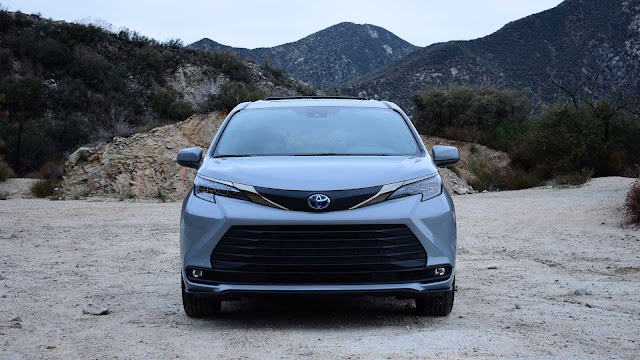 2023 Toyota Sienna Price and Release Date