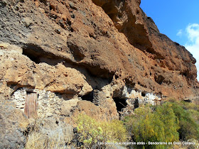 Cuevas Acusa Cuevas Acusa