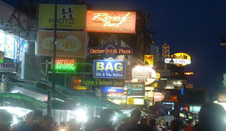 Khaosan o Khao San Road de Bangkok.